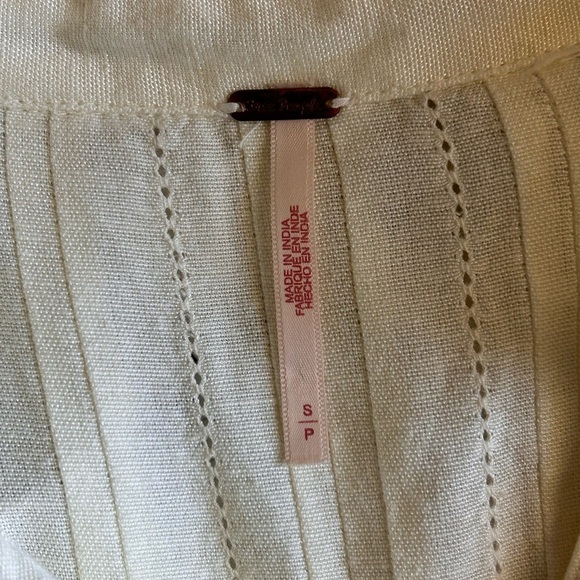 Free People Bella Ruffle Front Ivory/Cream Tunic Top Blouse Size Small - Picture 5 of 7